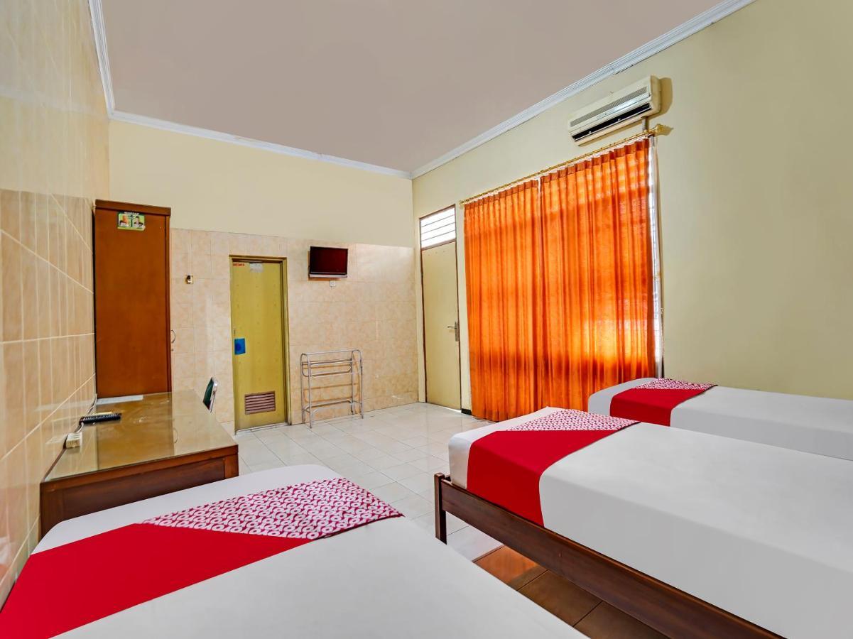 Hotel Oyo 90937 Tamu Syariah 2*
